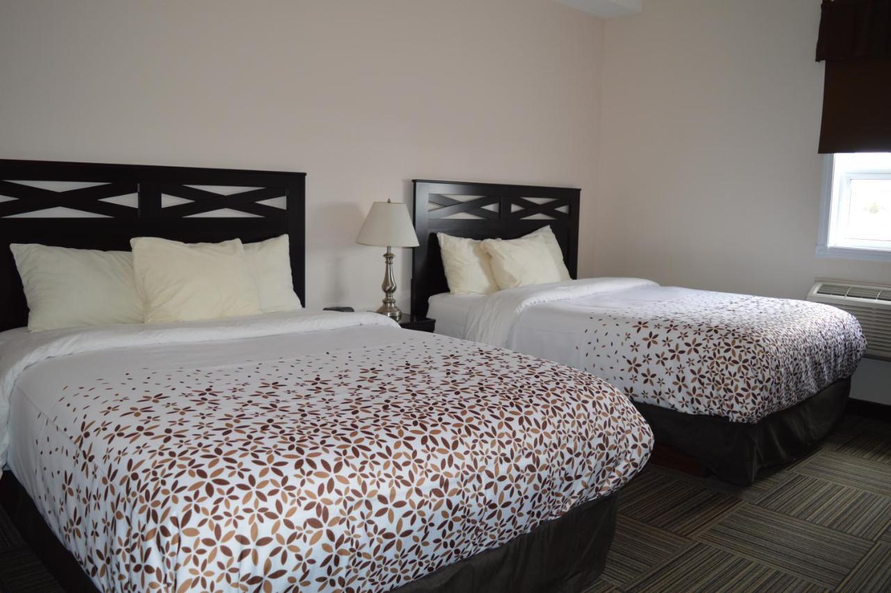 Auberge Macdonald Guest Inn Iroquois Falls Bagian luar foto